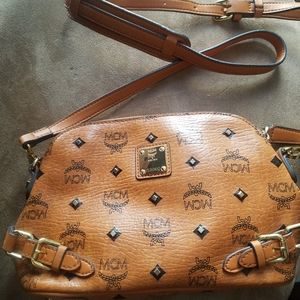 Used brown mcm sholder bag